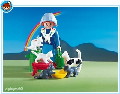 Milkmaid With Cats Playmobil Farmers 3007