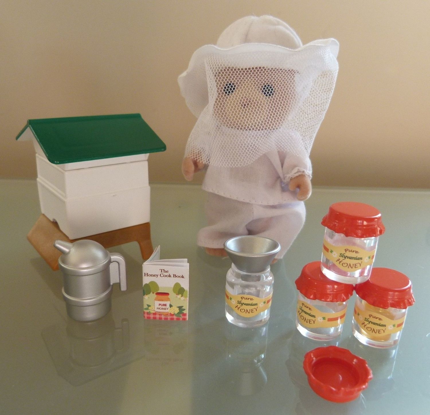 sylvanian families beekeeper