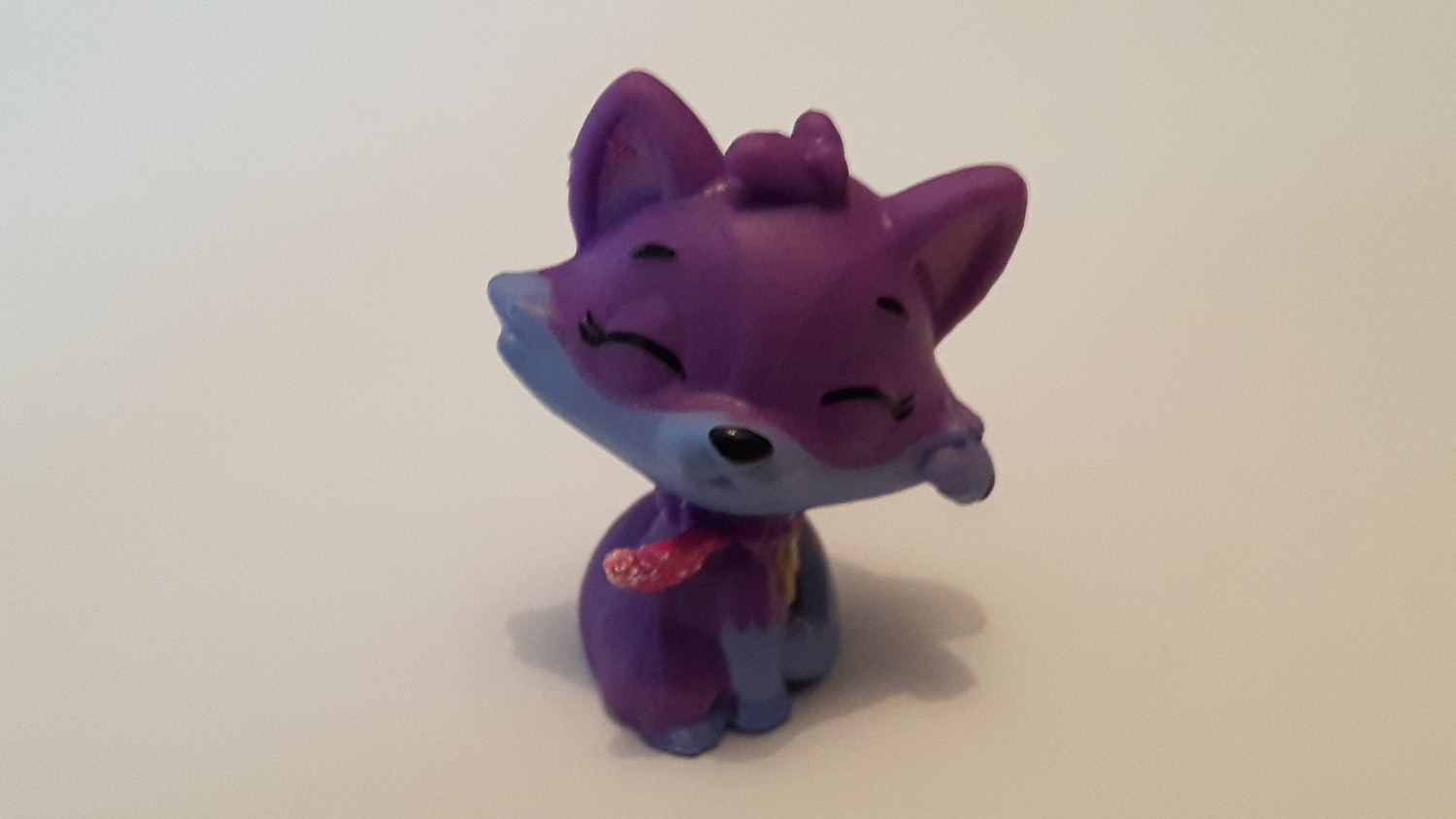 Foxfin purple - Hatchimals CollEGGtibles Saison 3 action figure