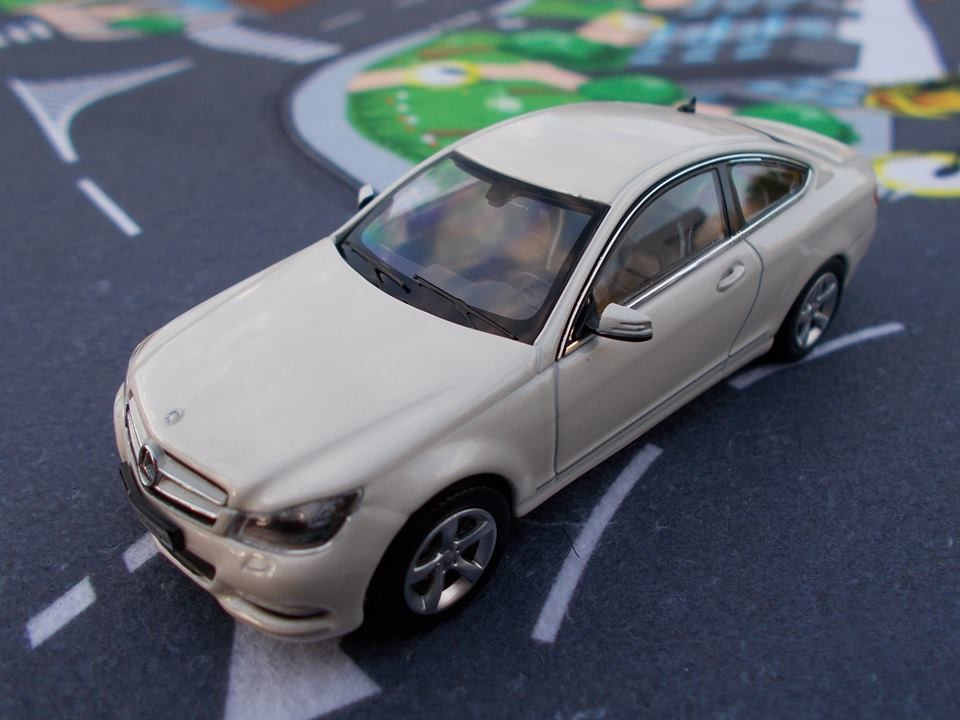 mercedes classe c miniature