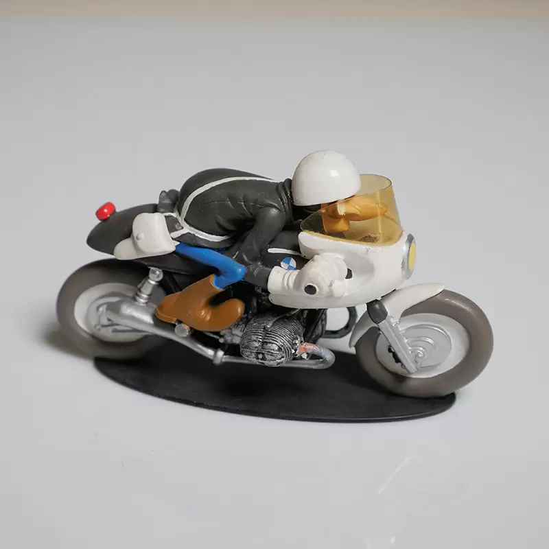 Figurines Joe Bar Team Série 1 - Gégé LAPOLE sur sa BMW spéciale JBT Interceptor 1977