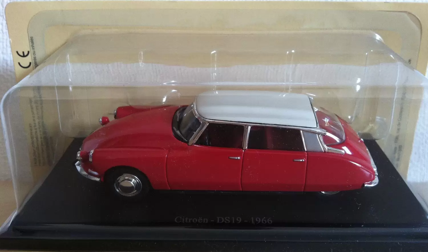 Passion Citroën - Éditions Atlas - La DS 19 de 1966