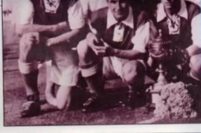Football 79 en Images - Stade de Reims 1952/53 (puzzle 3) - Les Grandes Heures Du Stade de Reims