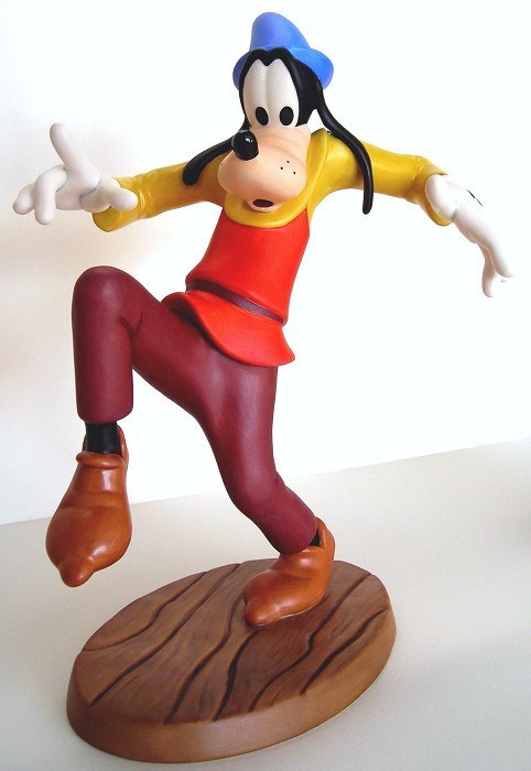 Disney WDCC goofy top