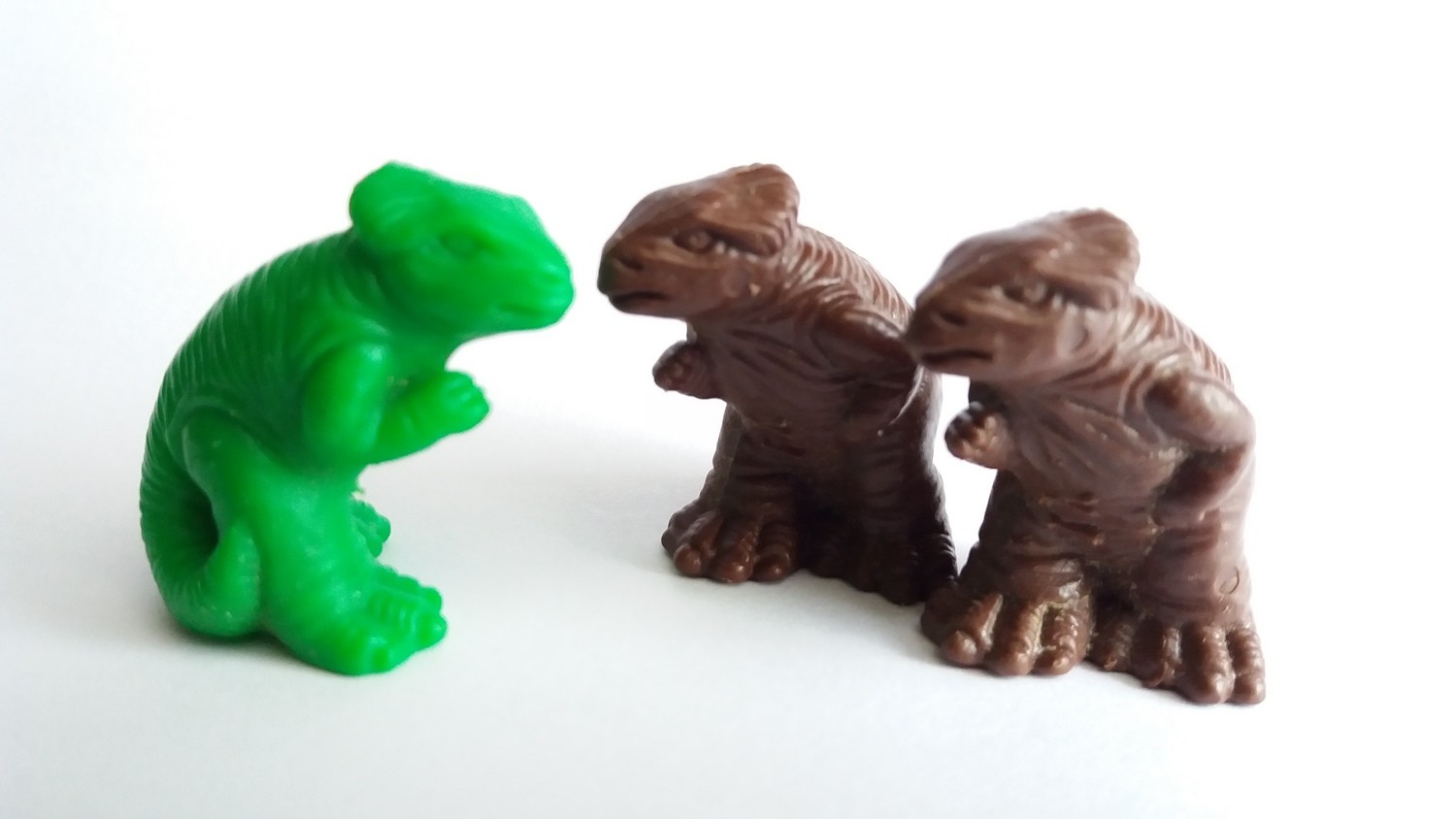 jouet dinosaure auchan