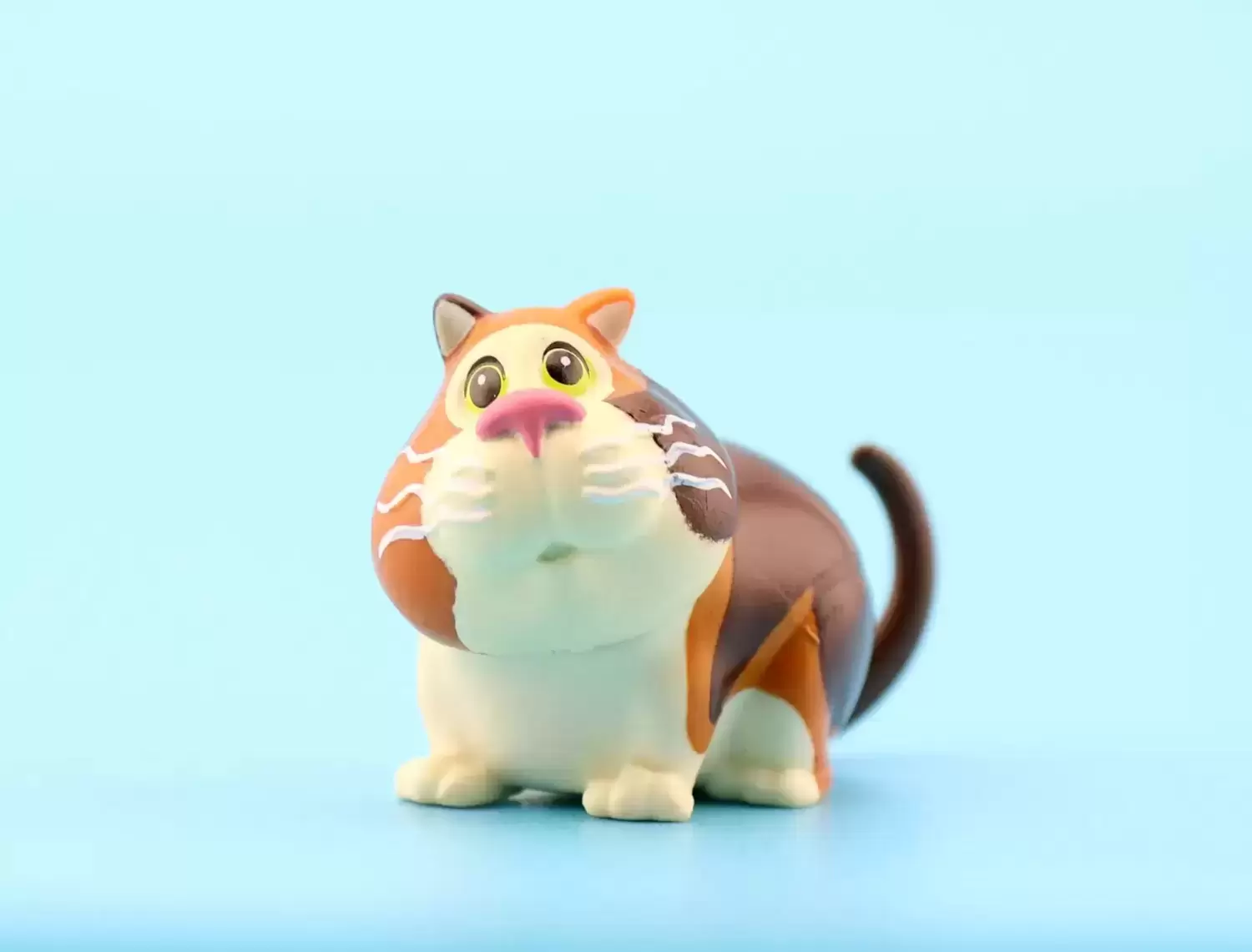 Pixar Minis - Earth Mr. Mittens