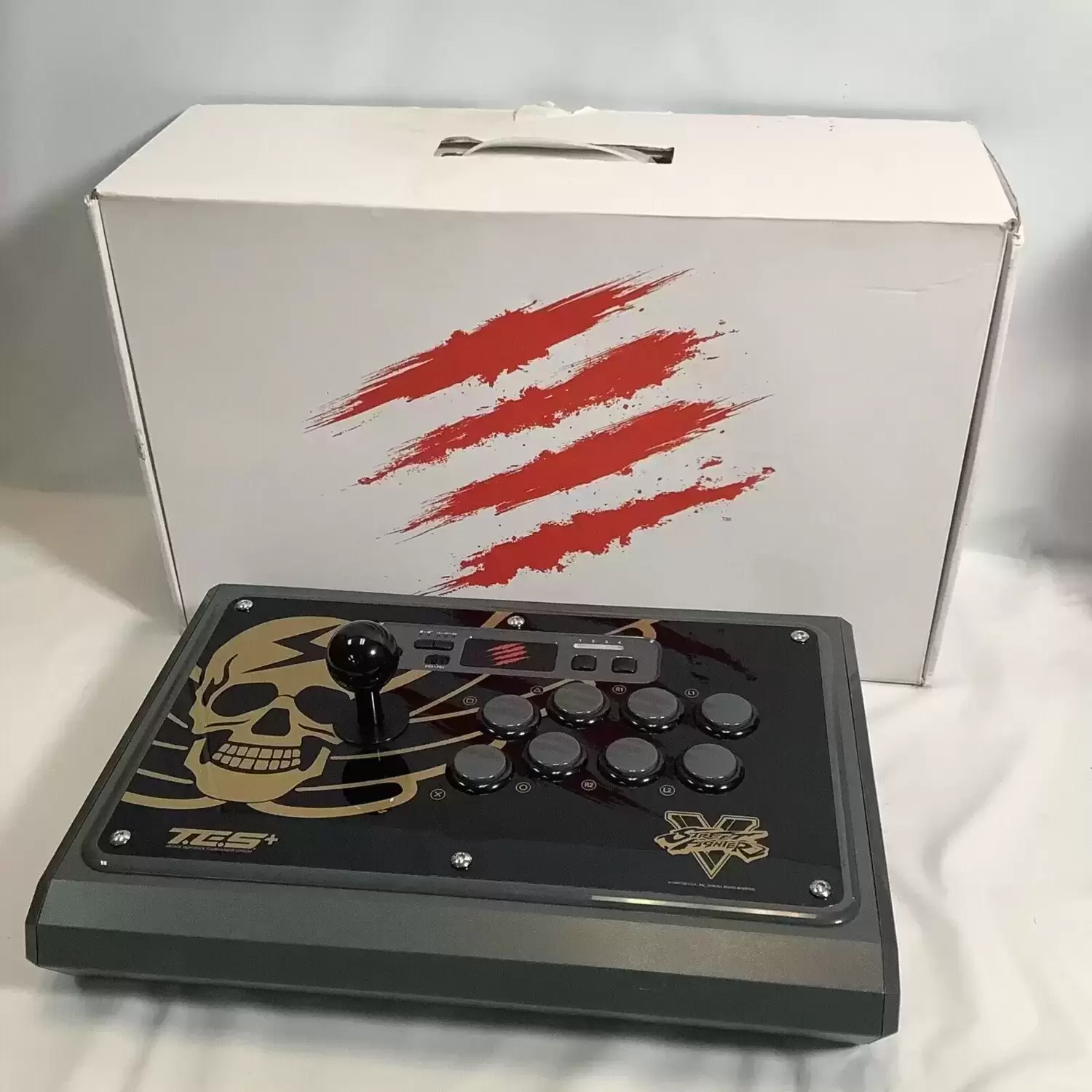 Review: Street Fighter V Arcade FightStick Tournament Edition 2+ –  Destructoid