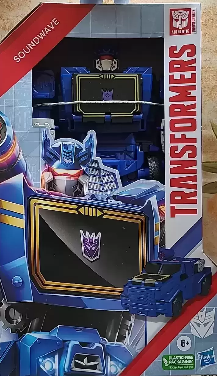 Transformers Authentic - Soundwave