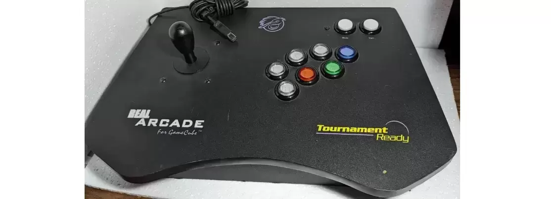 Arcade Stick - Pelican Real Arcade Stick for Gamecube Tournament Ready