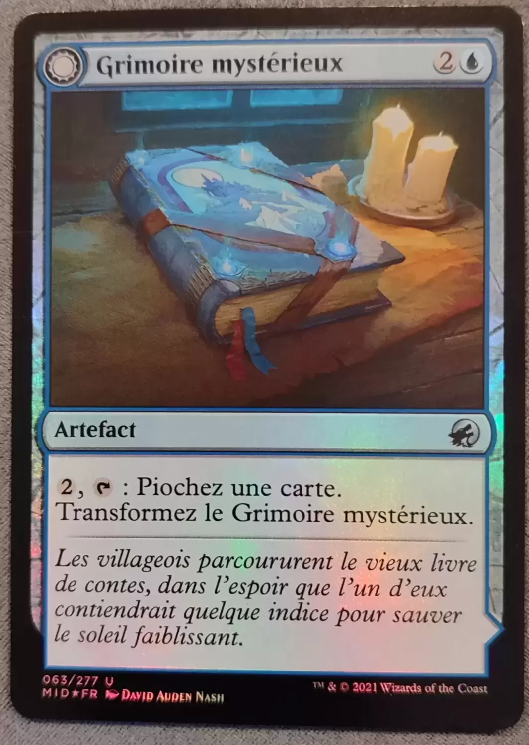 Innistrad: Chasse de minuit - Mysterious Tome // Chilling Chronicle Foil