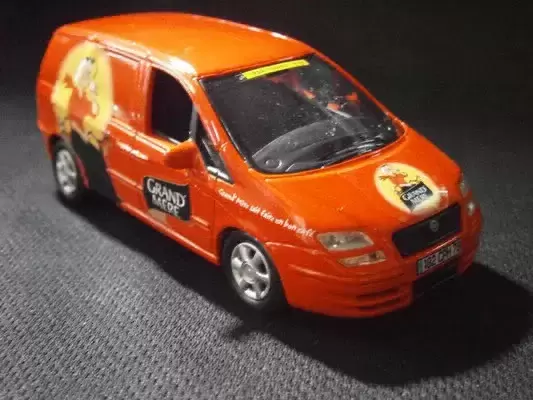 Norev - Tour de France 1/43 - Fiat Ulysse - Café Grand\' Mère - TdF 2003