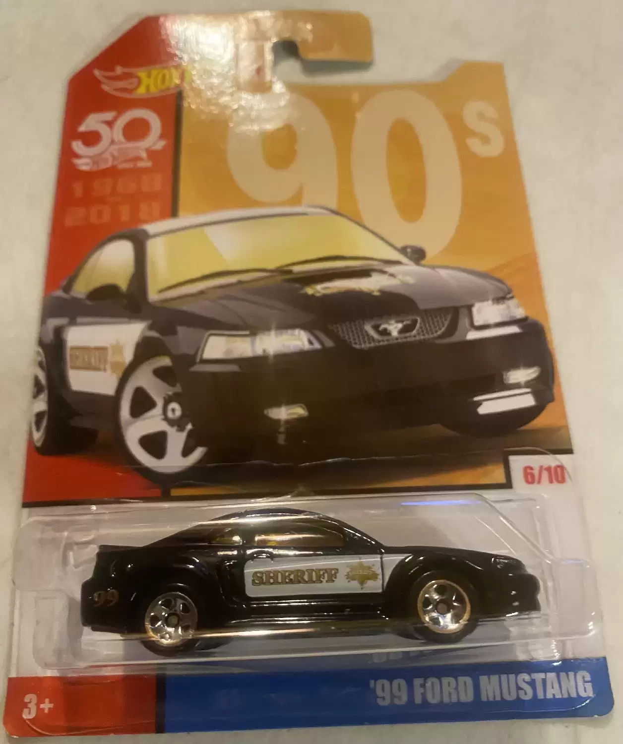 Hot Wheels Classiques - ‘99 Ford Mustang - Retro Series 90’s 6/10