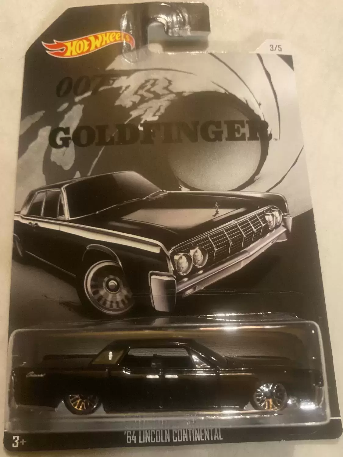 Mainline Hot Wheels - Hot Wheels James Bond set 2014 - ‘64 Lincoln Continental - Goldfinger 3/5