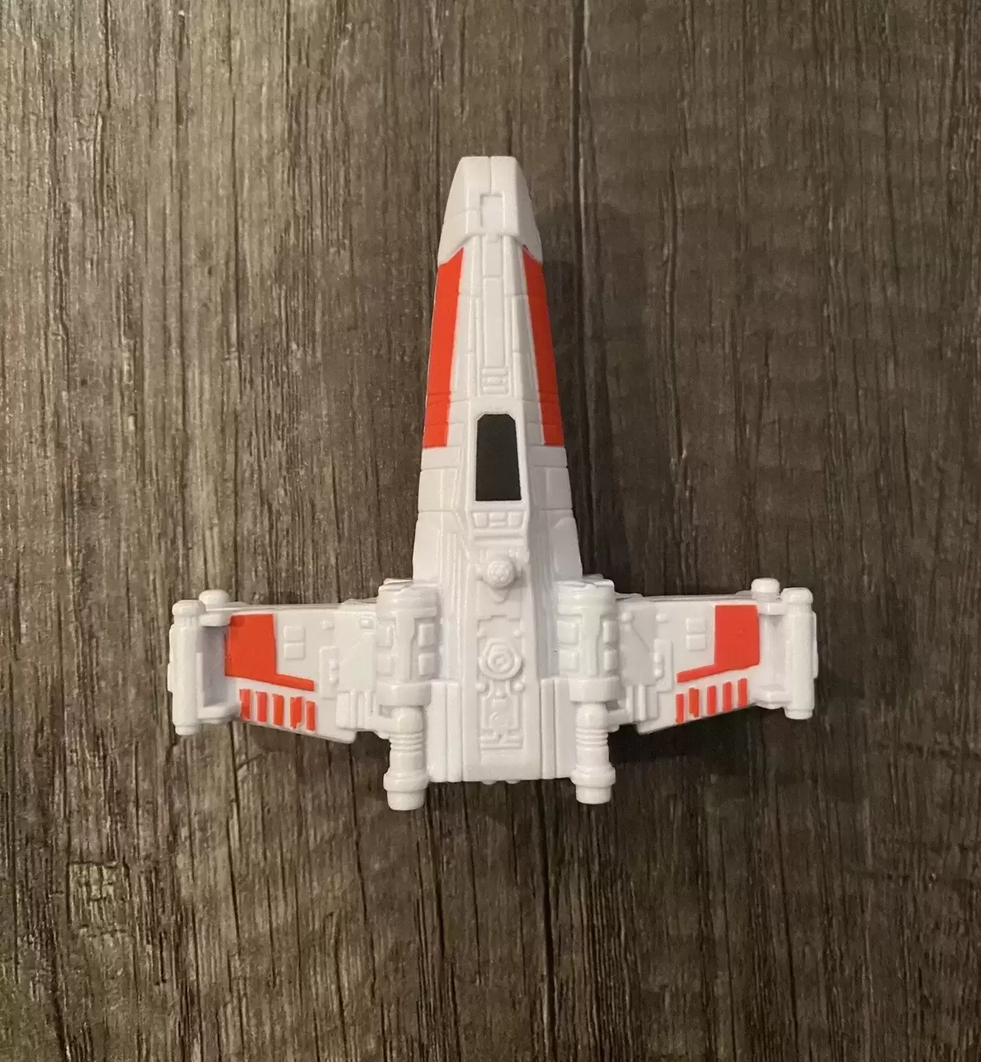 Happy Meal - Star Wars 2010 - X-Wing Starfighter