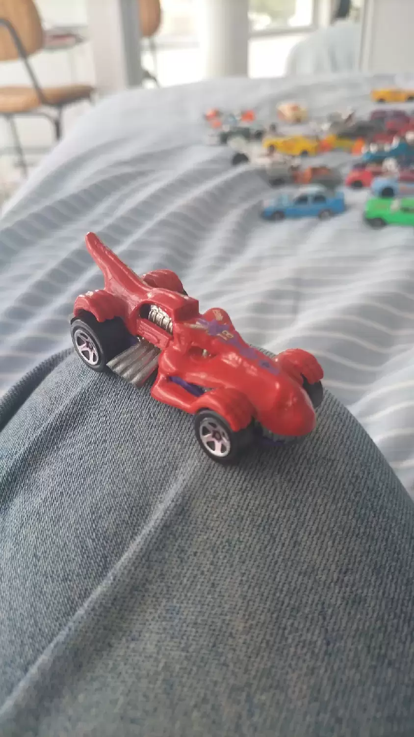 Mainline Hot Wheels - Hot Wheels 2012 220 Thrill Seekers Series T-Rextroyer Red