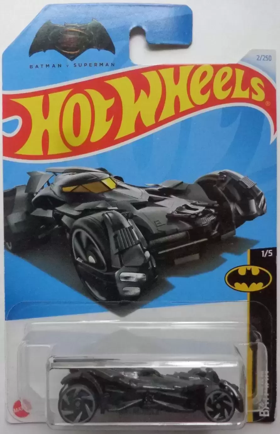 Hot Wheels Classiques - Batman Vs Superman - Batmobile (1/5)