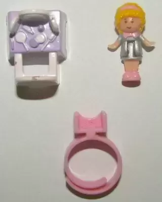 Polly Pocket Bluebird (vintage) - Dressing-Up Time with Polly Ring - Variant