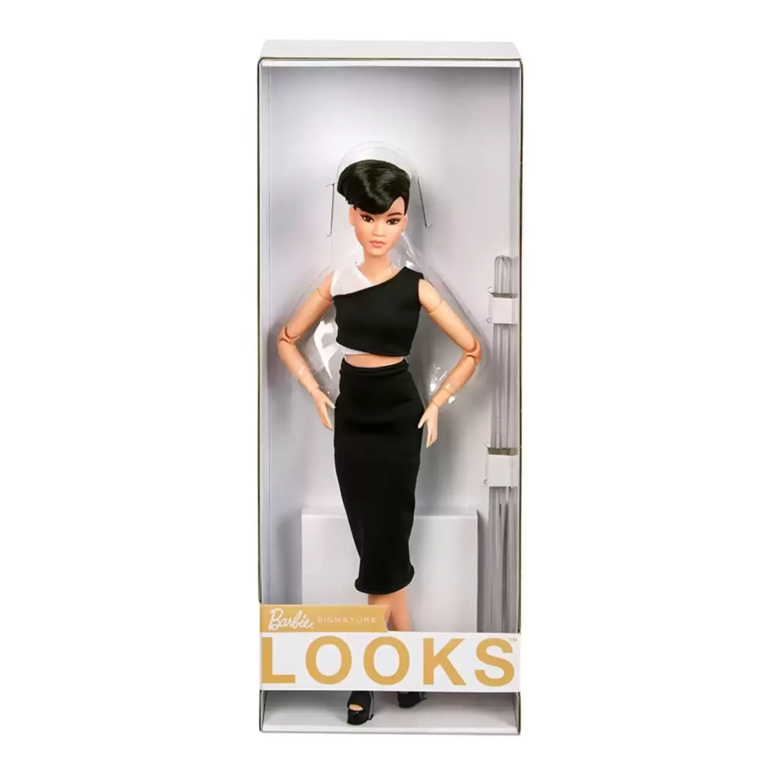 Barbie Signature - Barbie Signature Looks #3 - Petite Brunette Pixie Cut