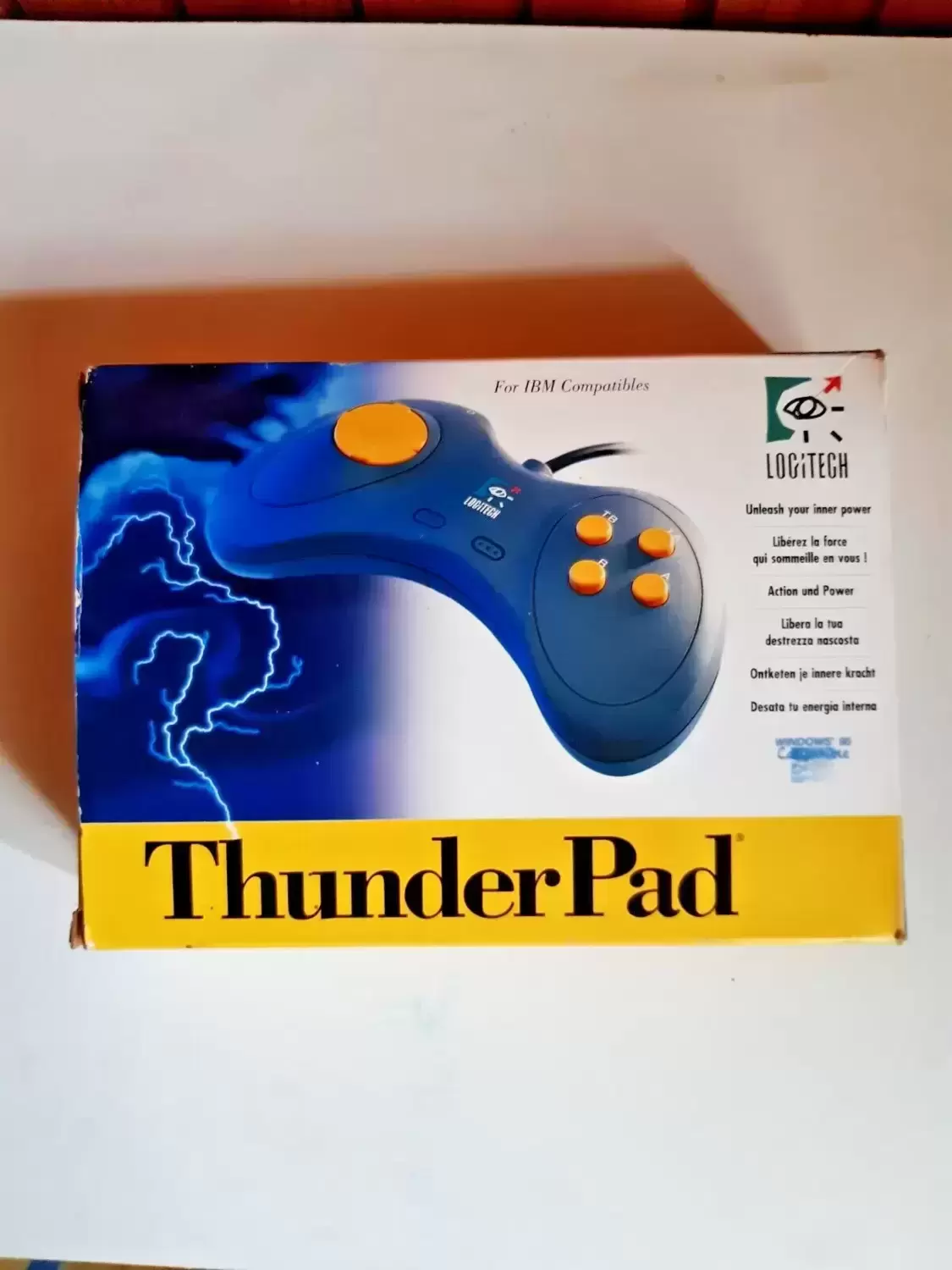 Controller / Joystick / PAD Multi-Platforms - Logitech - Thunderpad