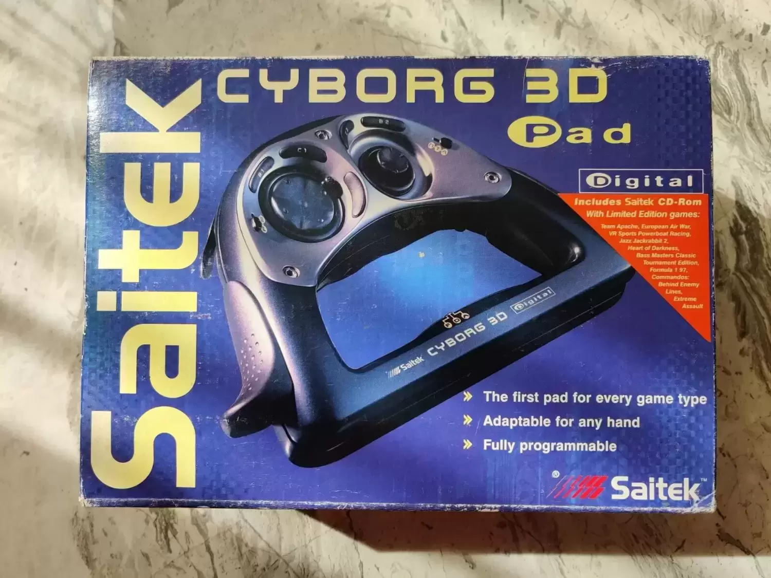 Manettes / Joystick / PAD Multi-Plateformes - Saitek - CYBORG 3D Pad