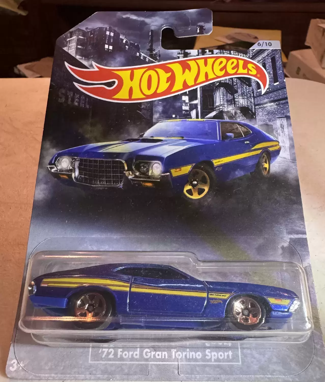 Hot Wheels Classiques - American Muscle - ‘72 Ford Gran Torino Sport (6/10)