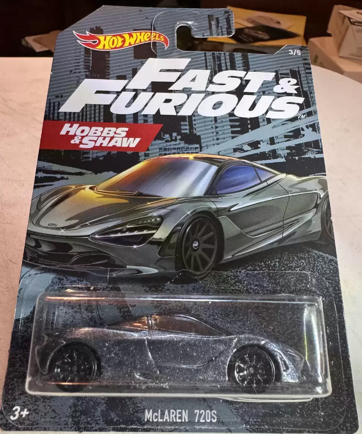 Mainline Hot Wheels - Hot Wheels Fast & Furious set 2019 - Hobbs &Shaw - McLaren 720S (3/5)