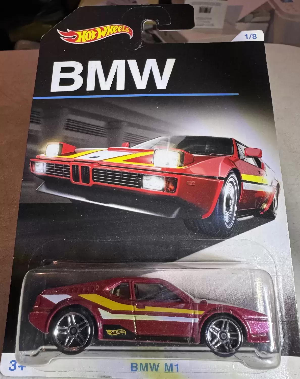 Mainline Hot Wheels - Hot Wheels BMW Series 2015 -BMW M1 (1/8)