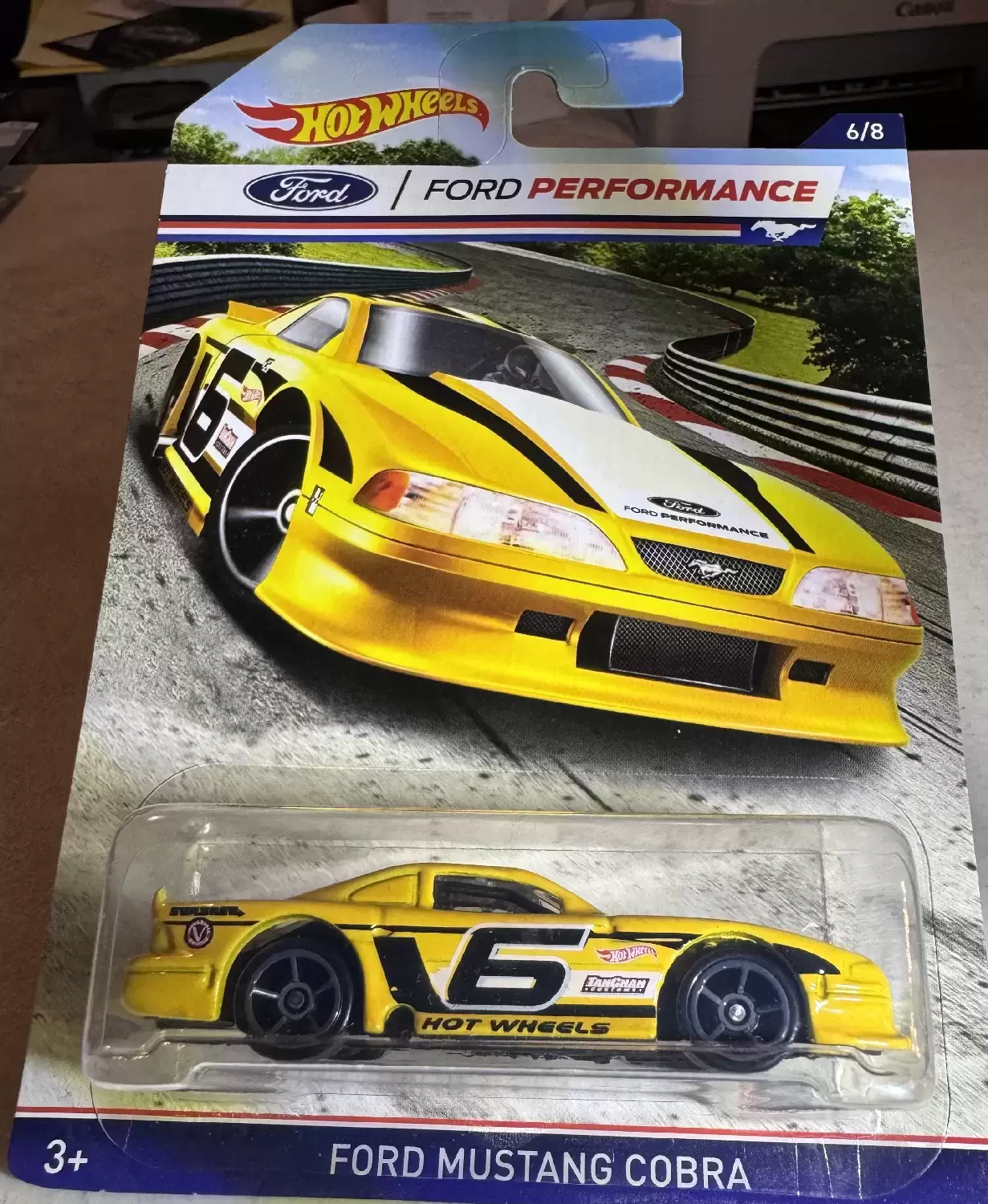 Hot Wheels Classiques - Ford Performance 2015 - Ford Mustang Cobra (6/8)