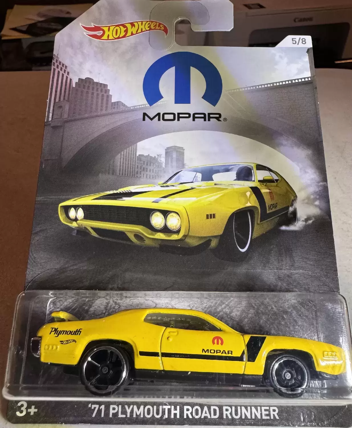Mainline Hot Wheels - Hot Wheels Mopar Series 2017 - ‘71 Plymouth Road Runner (5/8)