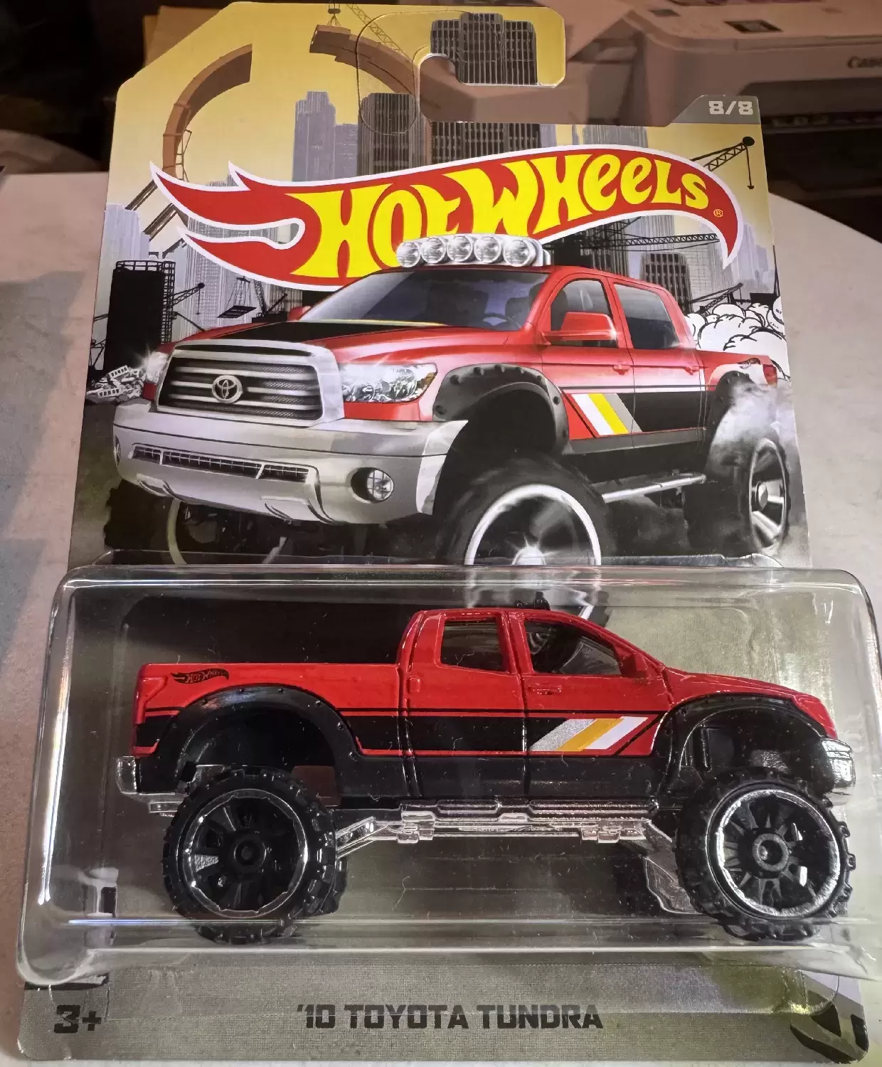 Mainline Hot Wheels - Hot Wheels Truck Series 2015 - ‘10 Toyota Tundra (8/8)