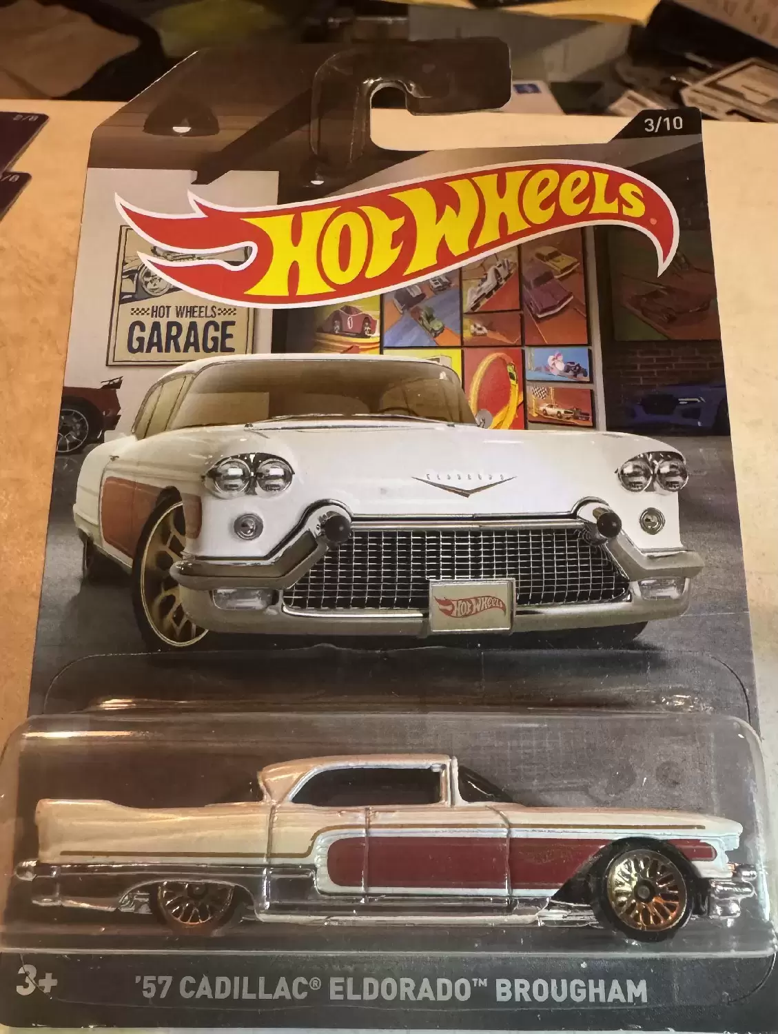 Mainline Hot Wheels - Hot Wheels Garage 2016 - ‘57 Cadillac Eldorado Brougham (3/10)