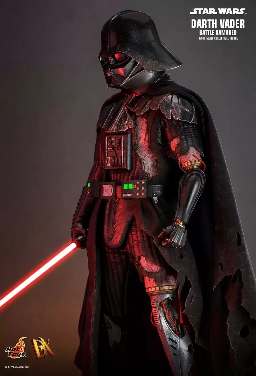 Hot Toys Deluxe Series - Star Wars - Darth Vader Battle Damaged