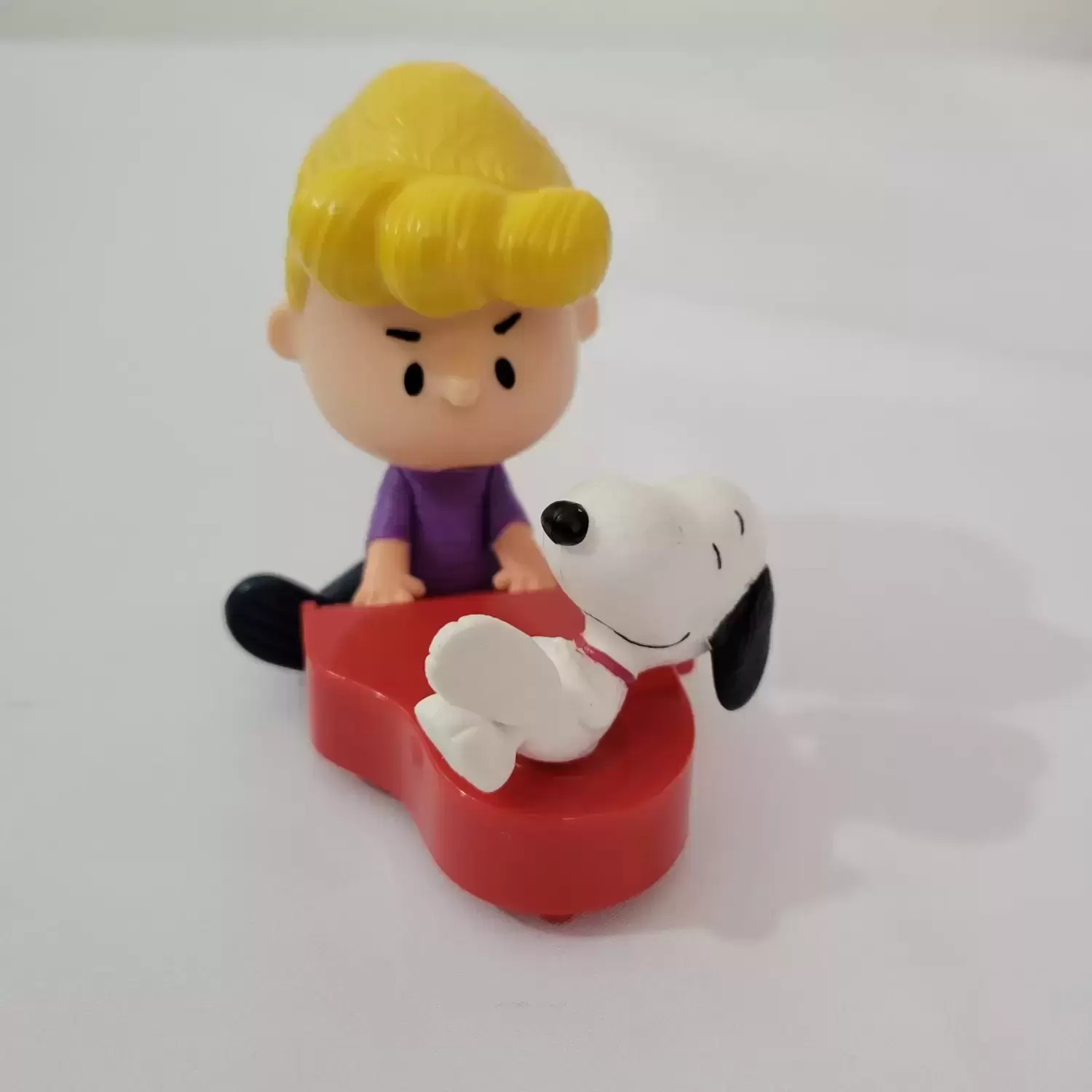 Happy Meal - Peanuts 2015 - Shroeder & Snoopy